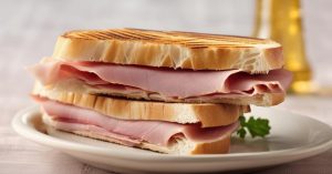 Ile kalorii ma panini z Żabki? Sprawdź wartości odżywcze!