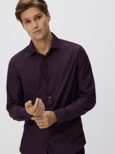 Jak wybrać idealną męską koszulę – praktyczny przewodnik